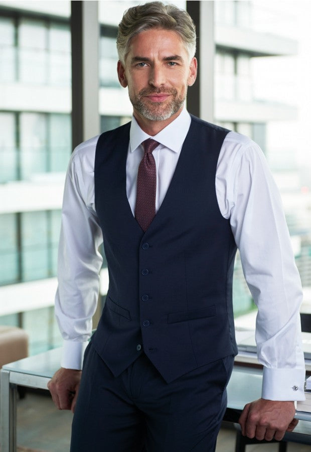 A picture of a man in formal office wear