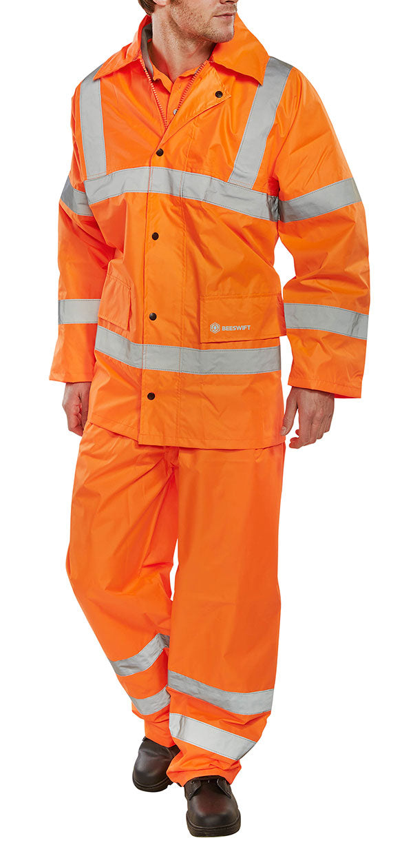Beeswift Hi-Vis Lightweight Waterproof Suit. (Each)